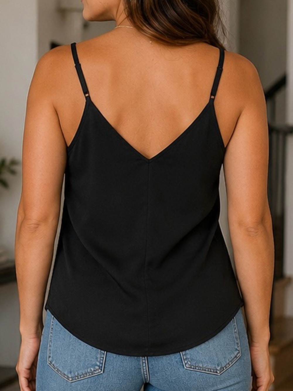 Express Black V-Neck Cami Tank Top Size Medium - Picture 2 of 4
